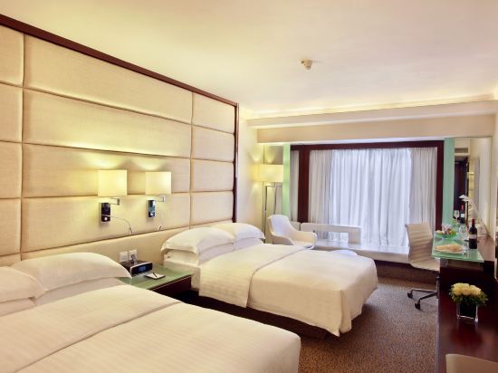 Regal Kowloon Hotel Room Type - Family Deluxe Room