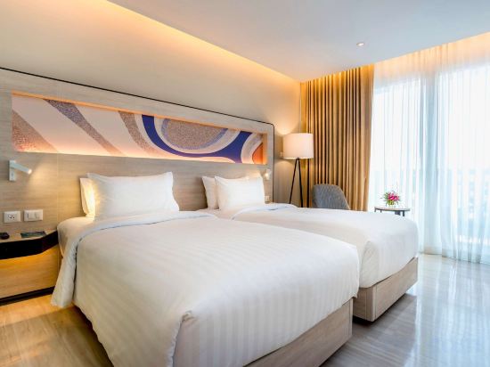 Novotel Phuket City Phokeethra - Tap to explore photos