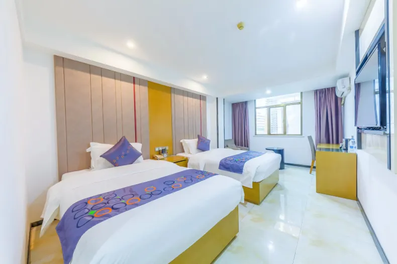 Hua Yi Hotel (Guangzhou Shijing Baiyun Railway Station)