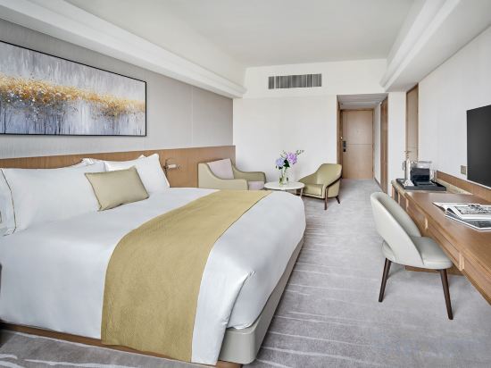 Hopewell Hotel Room Type - Premium City King Room with Sofa Bed Hopewell Hotel Room Type - Premium City King Room with Sofa Bed