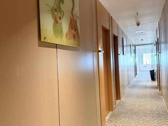Others 4, Kaiman Hotel (Shanghai Minyu Road Financial College), Shanghai