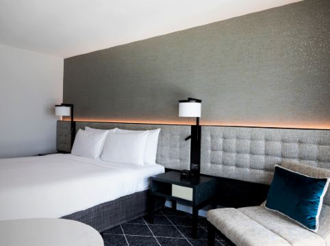 Hyatt Regency Sydney Room Type - King Room with Darling Harbor View - Tower Hyatt Regency Sydney Room Type - King Room with Darling Harbor View - Tower