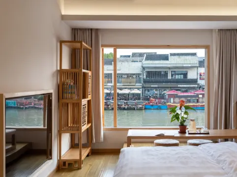 Floral Hotel · Dongjing hotel