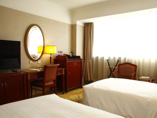 Jianguo Garden Hotel Room Type - Business Room (2 beds)