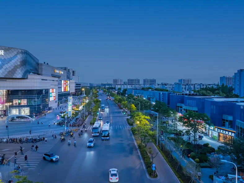 Yilong Anyue Hotel (Shanghai Gutang Road Subway Station Branch)