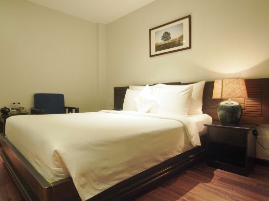 Cochin Zen Hotel - Tap to explore photos
