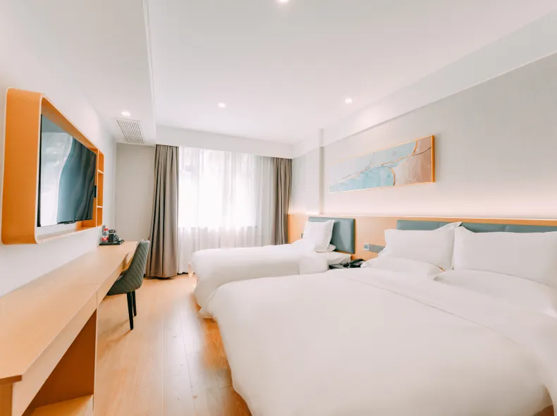 Qingmu Li Hotel (Nanjing Dachang Subway Station Xinhua Road)
