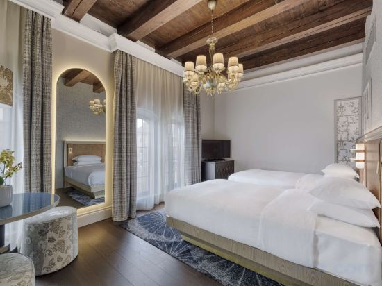 Hilton Molino Stucky Venice Room Type - TWIN MOLINO SUPERIOR ROOM