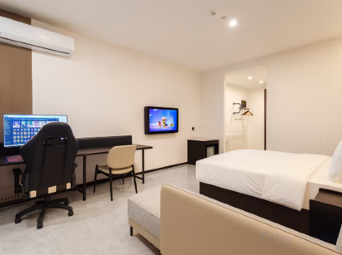 Oriental Hotel Room Type - E-sports King Room
