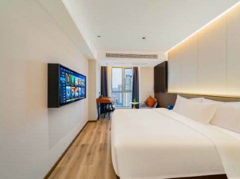 Shanghai Lotus Hotel Room Type - Deluxe Queen Room