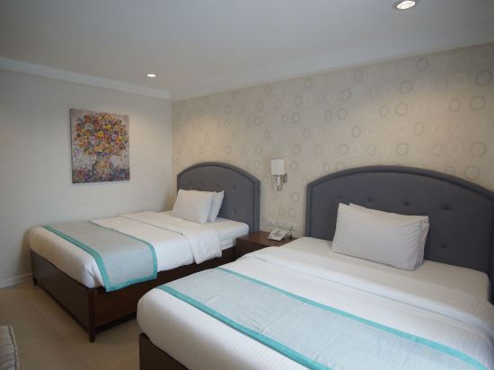 Queen Margarette Hotel Lucena - Main Room Type - Junior Suite Queen Twin Room