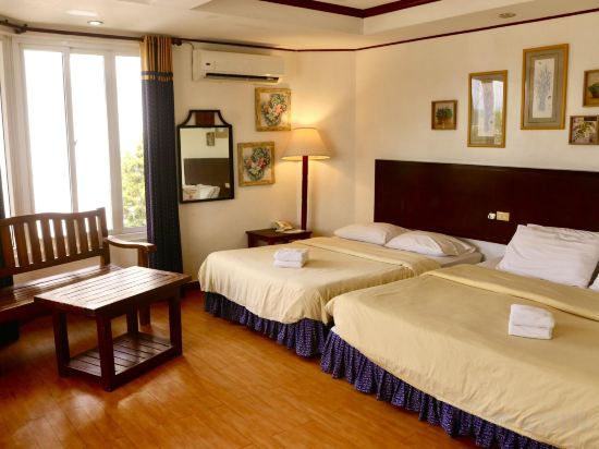 Subic Park Hotel - Tap to explore photos