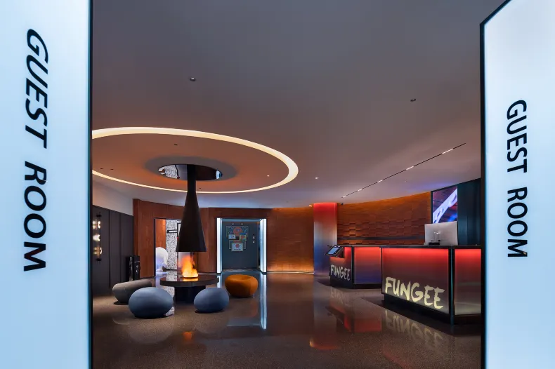 FUNGEE X Hotel, Wuyi Square, Huang Xing Road Pedestrian Street, Changsha