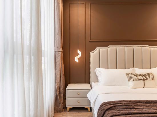 The 81 Central Condotel - WW Room Type - Deluxe 1-Bedroom Suite(Not LM81Tower)