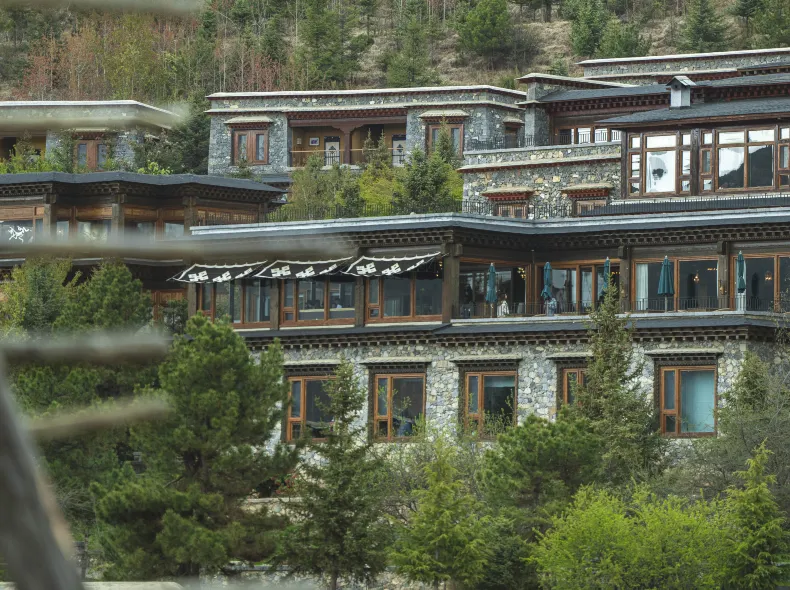 Songtsam Shangri-la Linka