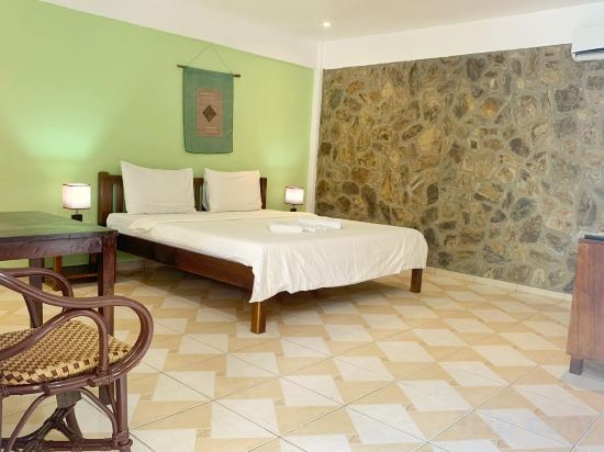 Alona Swiss Resort Room Type - Standard King Room