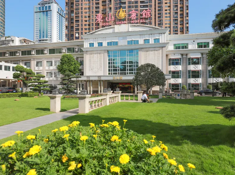 Dongshan Hotel (Guangzhou Dongshankou Ouzhuang Subway Station Branch)