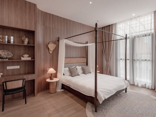 Hoye Hotel Room Type - Suite With Balcony
