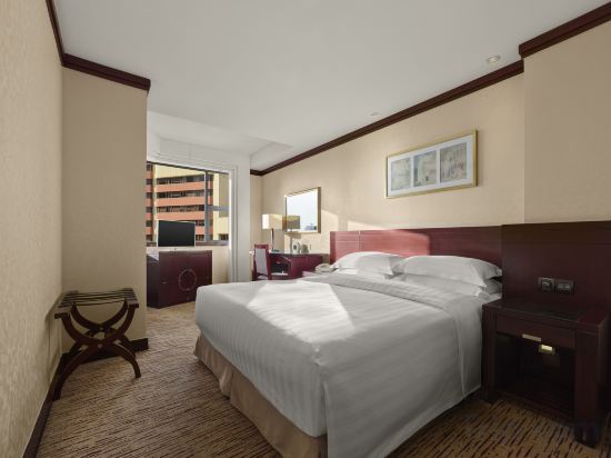 Poly Plaza Hotel Room Type - Small Room (Double Bed)