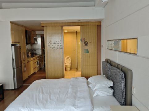 F&H Chain Hotel(Apartment) Room Type - Quiet And Comfortable Double Bed Room (1080P HD Projection + Sunlight Bathing + Washing Machine)