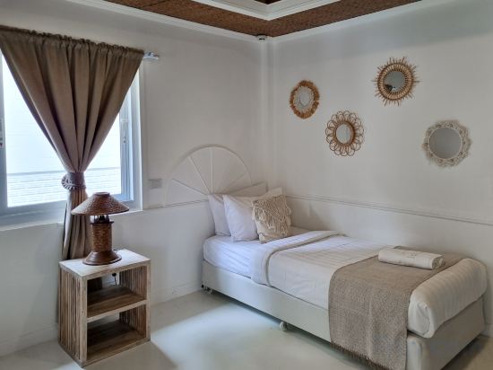 Elephant Beach Club & Resort Samui Room Type - Bungalow Twin Room With Garden View