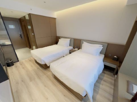 Shanghai Lotus Hotel Room Type - Deluxe Standard Room