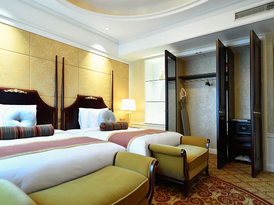 Grand Central Hotel Shanghai - Tap to explore photos