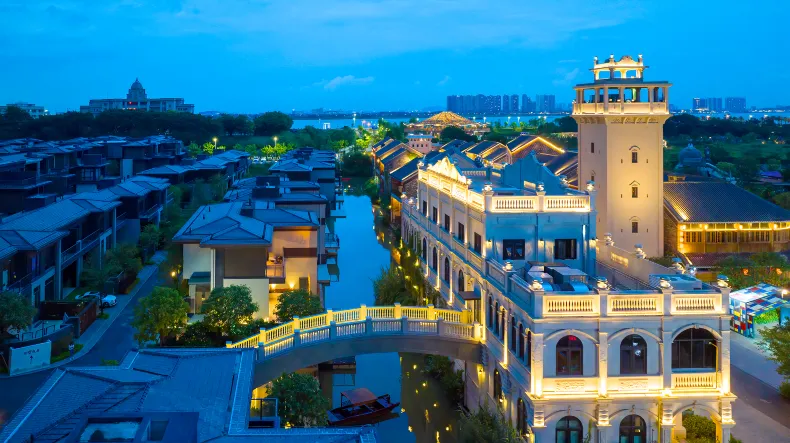 livetour Vacation Homestay (Jiangmen Heshan Gulao Watertown)