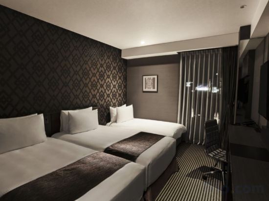 The Strings Hotel Nagoya Room Type - Deluxe Twin with Chapel View The Strings Hotel Nagoya Room Type - Deluxe Twin with Chapel View