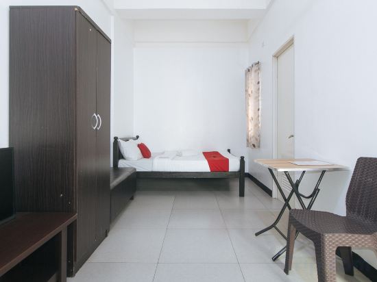 Reddoorz Tesoro Apartments
