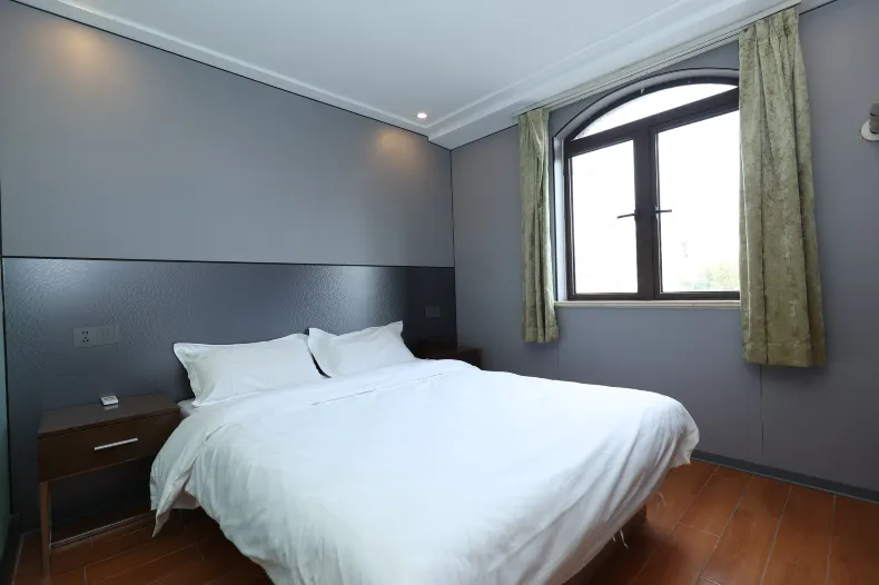 Shunya Hotel (Shanghai Huaxia East Road Subway Station Branch)