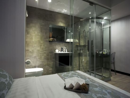 M1 Hotel North Point Room Type - Standard Double Room