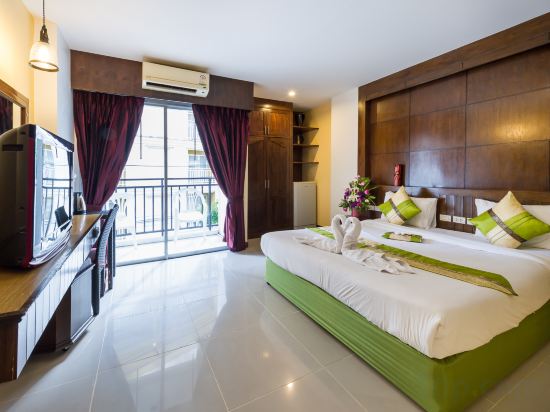 Thai Siam Room Type - Standard King Room with Balcony