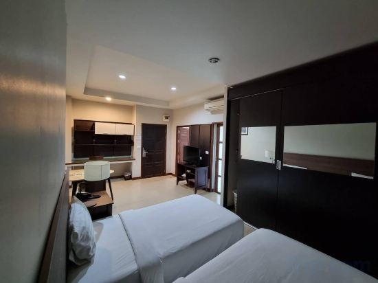 J Park Hotel Room Type - Studio Room
