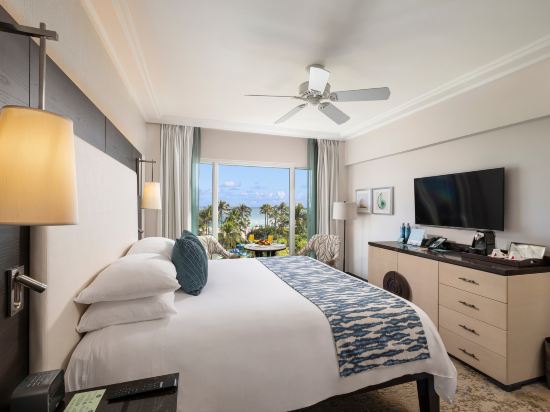 The Palms Hotel & Spa Room Type - Oceanfront King Room