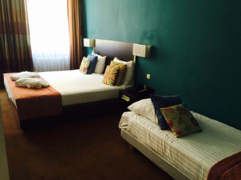 Hotel Floris Arlequin Grand-Place Room Type - Standard Quadruple Room Hotel Floris Arlequin Grand-Place Room Type - Standard Quadruple Room