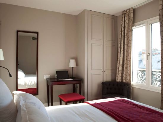Hôtel Le Relais Saint Charles Room Type - Superior Twin Room with Eiffel Tower View