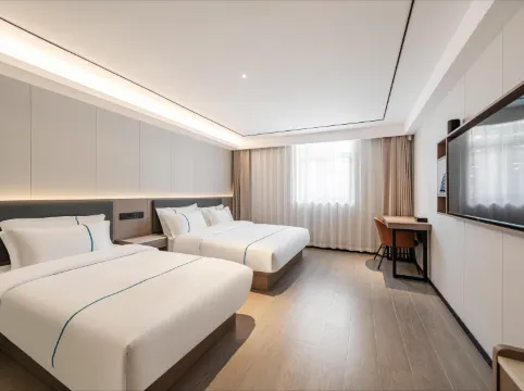 Home Inn Ease Hotel (Shanghai Hongqiao Hub Huaxin)