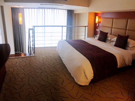 Ariva Beijing West Hotel & Serviced Apartments Room Type - Executive Multi-level Suite
