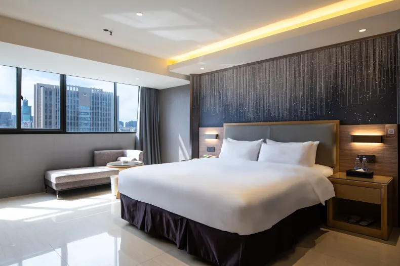 Imperial Crown Holidays Hotel