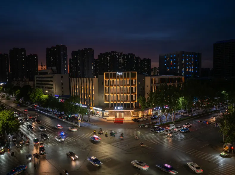 柏維府酒店（濮陽京開大道體育場店）