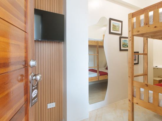 undefined Room Type - RedDoorz Standard Room