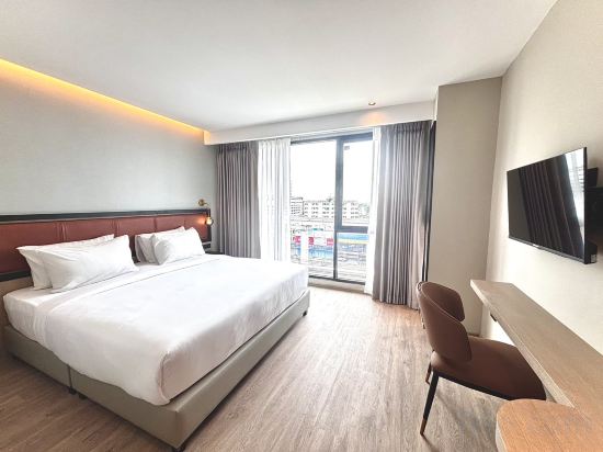 Narra Hotel Room Type - Premier Double Room