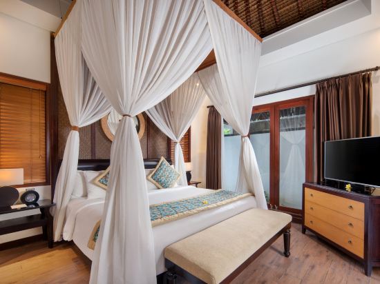 Lembongan Beach Club and Resort Room Type - One Bedroom Grand Premier Pool Villa with Boat Return Transfer and Shuttle Denpasar - Sanur - Denpas Lembongan Beach Club and Resort Room Type - One Bedroom Grand Premier Pool Villa with Boat Return Transfer and Shuttle Denpasar - Sanur - Denpas