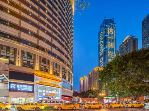 Chongqing Jiefangbei Hongyadong Fuyue Rezen Hotel