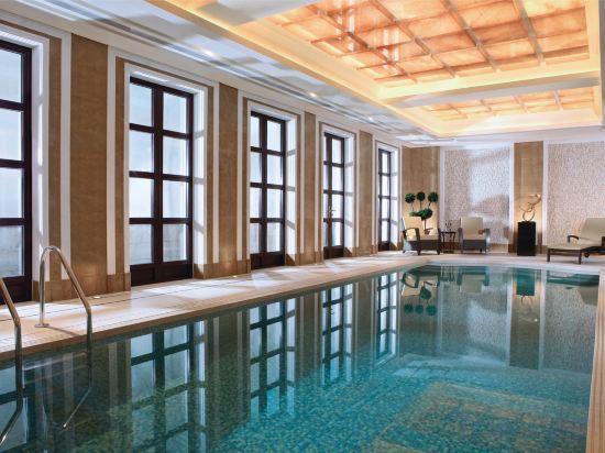 Four Seasons Hotel Hangzhou at West Lake - Tap to explore photos