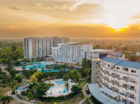 Solea Palm Resort Mactan