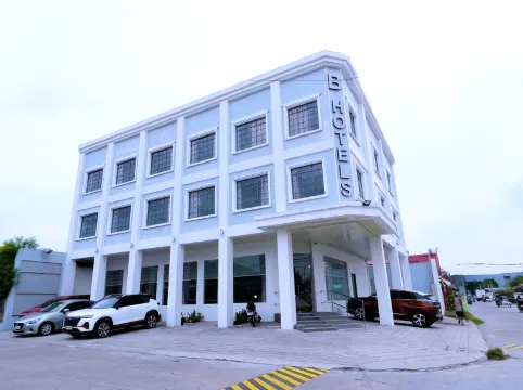 B Hotels Angeles City