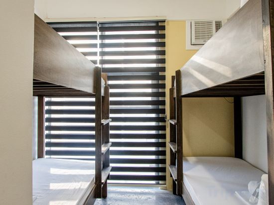 The Pad CoLiving Room Type - Quad Bunk