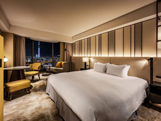 Asakusa View Hotel Room Type - Superior Deluxe King with Skytree Side